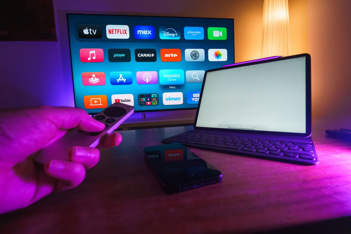 Guía visual completa de IPTV en España con dispositivos